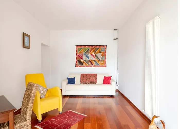 Joivy Inviting Flat With Garden And Sea View In *