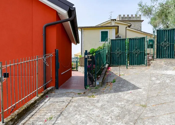 Joivy Inviting Flat With Garden And Sea View In Apartmán Rapallo